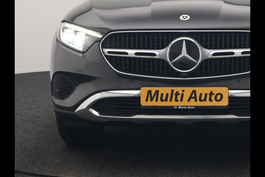 Mercedes-Benz GLC 300e 4MATIC Luxury Line 313pk Dealer O.H. | Trekhaak Af Fabriek | Adaptive Cruise | Camera | Lederen Sportstoelen Memory & Verwarmd | Sfeerverlichting | Blis | Stuur Verwarmd | Navigatie | DAB | Plug In Hybrid |
