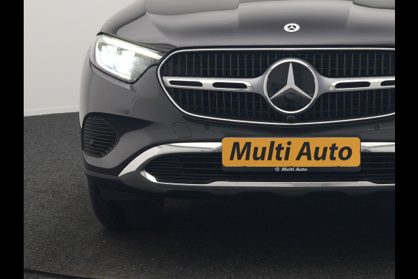 Mercedes-Benz GLC 300e 4MATIC Luxury Line 313pk Dealer O.H. | Trekhaak Af Fabriek | Adaptive Cruise | Camera | Lederen Sportstoelen Memory & Verwarmd | Sfeerverlichting | Blis | Stuur Verwarmd | Navigatie | DAB | Plug In Hybrid |
