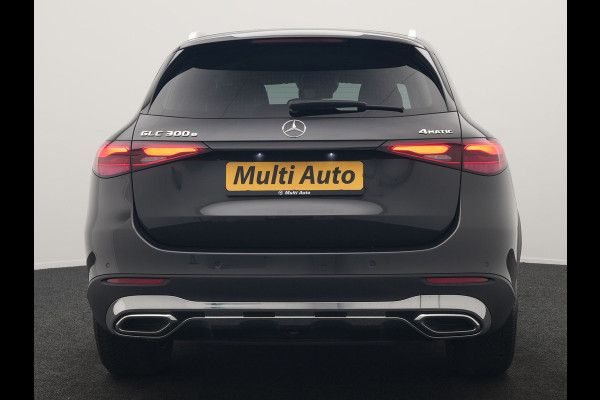 Mercedes-Benz GLC 300e 4MATIC Luxury Line 313pk Dealer O.H. | Trekhaak Af Fabriek | Adaptive Cruise | Camera | Lederen Sportstoelen Memory & Verwarmd | Sfeerverlichting | Blis | Stuur Verwarmd | Navigatie | DAB | Plug In Hybrid |