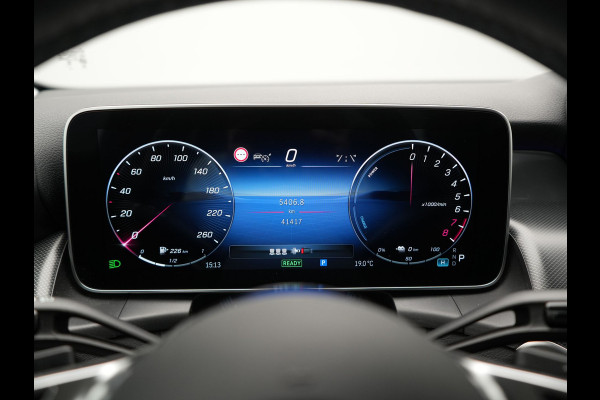 Mercedes-Benz GLC 300e 4MATIC Luxury Line 313pk Dealer O.H. | Trekhaak Af Fabriek | Adaptive Cruise | Camera | Lederen Sportstoelen Memory & Verwarmd | Sfeerverlichting | Blis | Stuur Verwarmd | Navigatie | DAB | Plug In Hybrid |