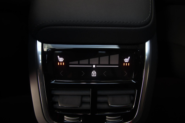 Volvo S60 2.0 B4 Ultimate Dark PANO-H&K-HUD-MEMORY-ACC-NAP