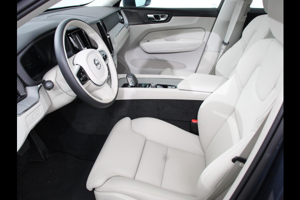 Volvo XC60 2.0 T6 Plug-in hybrid AWD Plus Bright 398 pk Full LED Cruise Control + Pilot Assist Parkeersensoren V&A+ Camera Panaroma dak