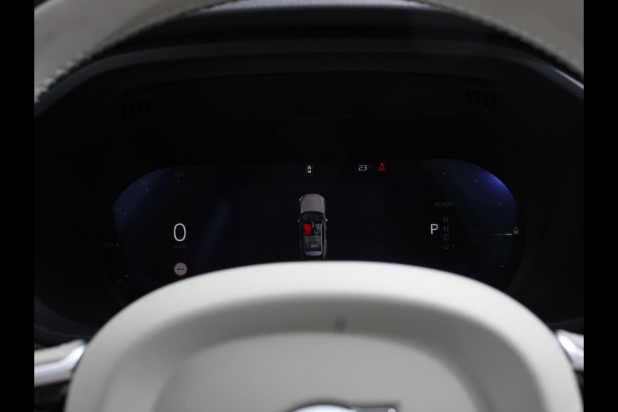 Volvo XC60 2.0 T6 Plug-in hybrid AWD Plus Bright 398 pk Full LED Cruise Control + Pilot Assist Parkeersensoren V&A+ Camera Panaroma dak