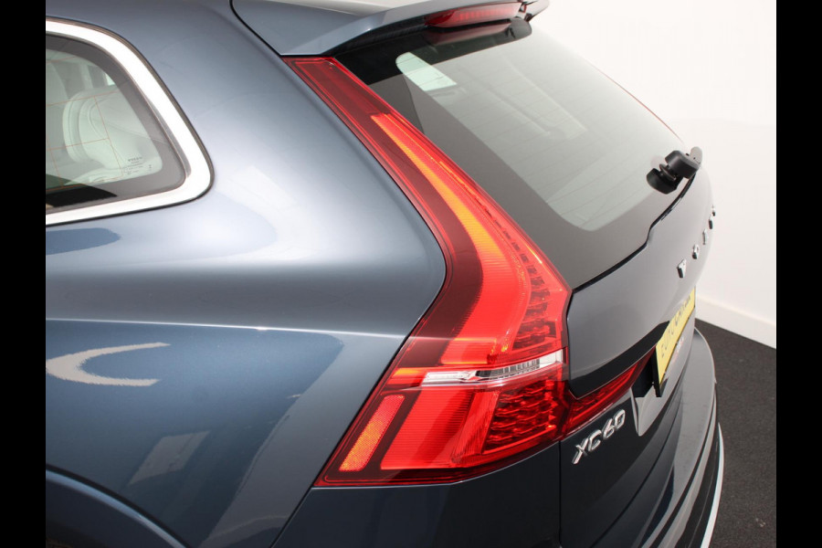 Volvo XC60 2.0 T6 Plug-in hybrid AWD Plus Bright 398 pk Full LED Cruise Control + Pilot Assist Parkeersensoren V&A+ Camera Panaroma dak