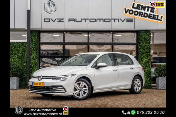 Volkswagen Golf 1.0 eTSI Life | Clima | Ambient | Carplay |