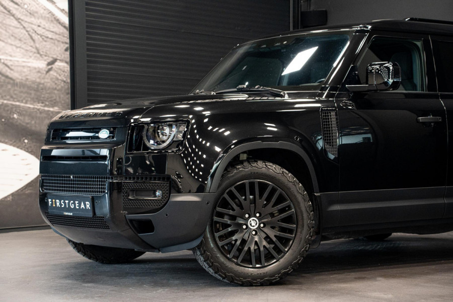 Land Rover Defender 3.0 D200 110 MHEV X-Dynamic SE *Grijs-kenteken / Panorama / Meridian / Elektr. Trekhaak / Heritage wielen*