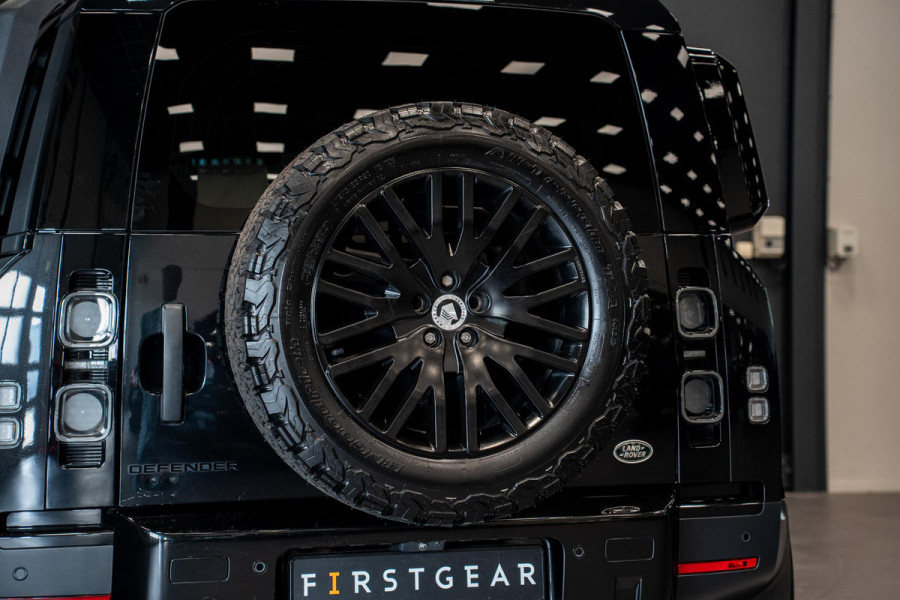 Land Rover Defender 3.0 D200 110 MHEV X-Dynamic SE *Grijs-kenteken / Panorama / Meridian / Elektr. Trekhaak / Heritage wielen*