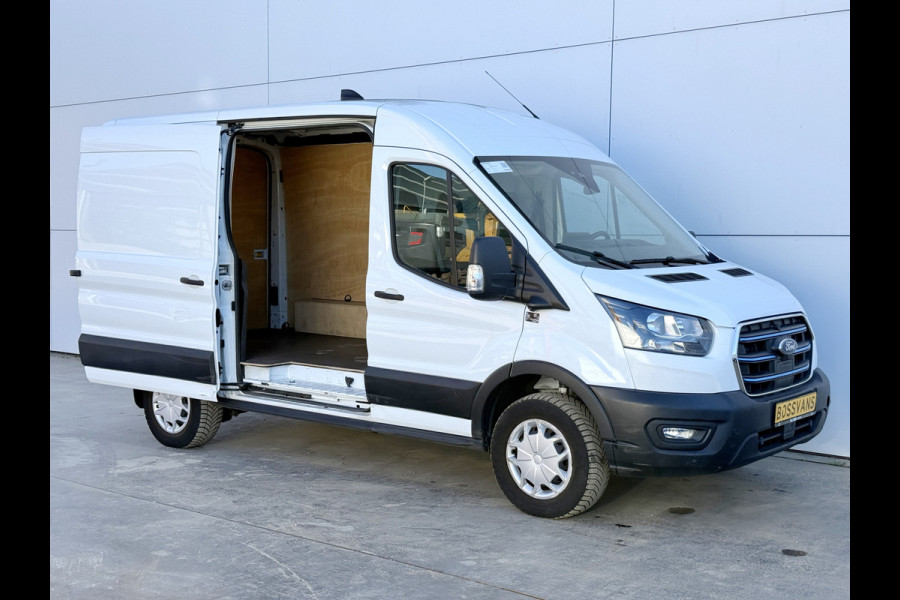Ford E-Transit 68kWh 184PK L2H2 317km WLTP 96,1% (SOH) BEV Snelladen Camera Cruise control Climate control Carplay Navigatie Parkeersensoren