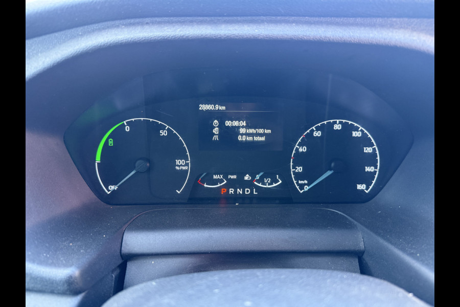 Ford E-Transit 68kWh 184PK L2H2 317km WLTP 96,1% (SOH) BEV Snelladen Camera Cruise control Climate control Carplay Navigatie Parkeersensoren