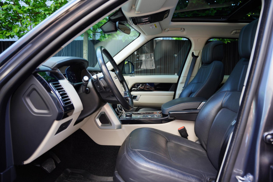 Land Rover Range Rover 3.0 SDV6 HSE Panoramadak / Meridian / Elek. Trekhaak