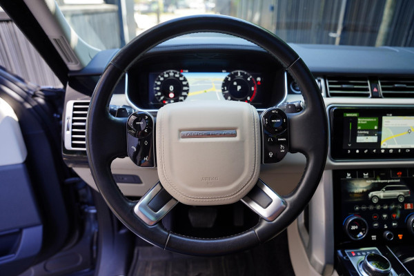 Land Rover Range Rover 3.0 SDV6 HSE Panoramadak / Meridian / Elek. Trekhaak