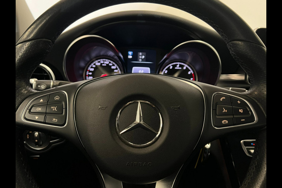 Mercedes-Benz C-Klasse 180 / Camera / Trekhaak / Stoelverwarming