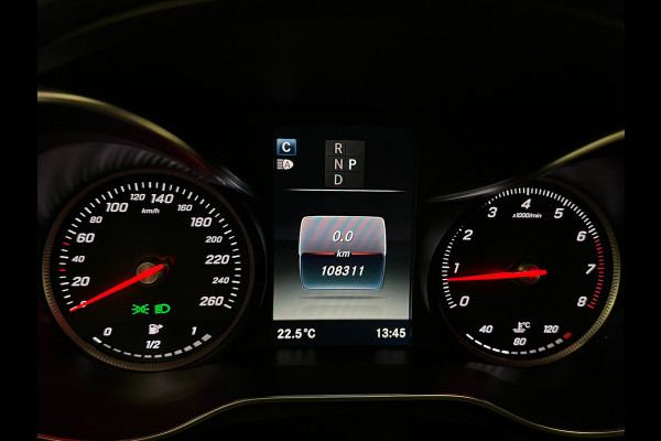 Mercedes-Benz C-Klasse 180 / Camera / Trekhaak / Stoelverwarming