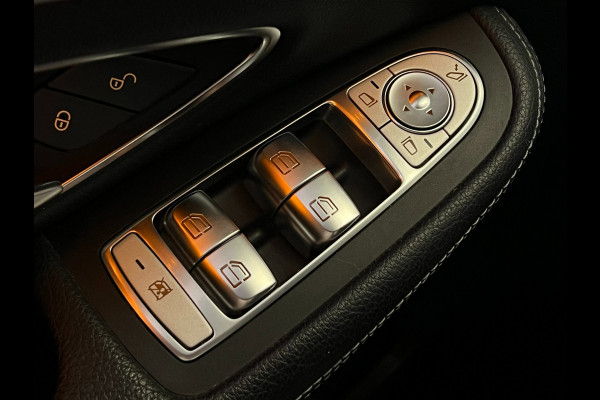 Mercedes-Benz C-Klasse 180 / Camera / Trekhaak / Stoelverwarming