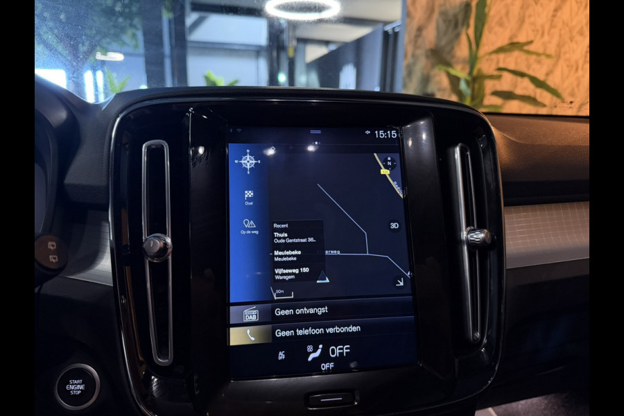 Volvo XC40 1.5 T3 Momentum Pro Automaat | Camera | ACC | CarPlay | LED | Stoelverwarming