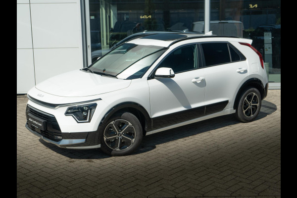 Kia Niro 1.6 GDi Hybrid DynamicPlusLine | Schuif/kantel dak| Stoel en stuurverwarming | Navigatie | Achteruitrijcamera |