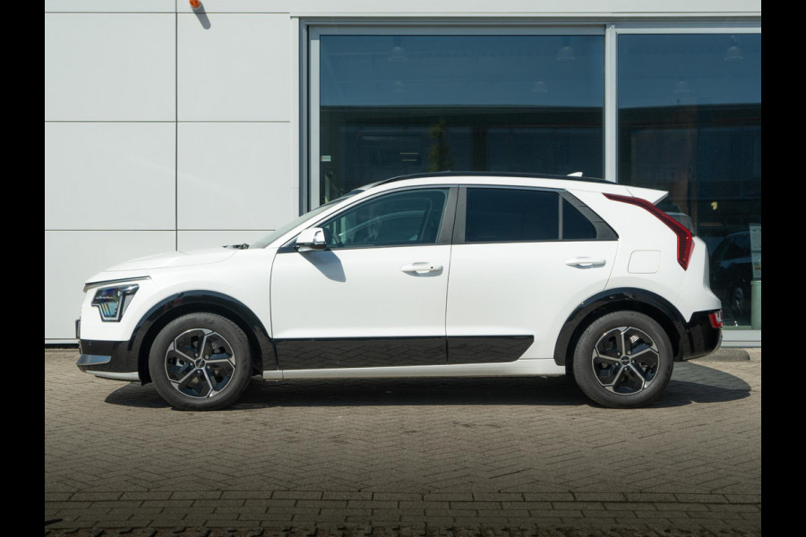 Kia Niro 1.6 GDi Hybrid DynamicPlusLine | Schuif/kantel dak| Stoel en stuurverwarming | Navigatie | Achteruitrijcamera |