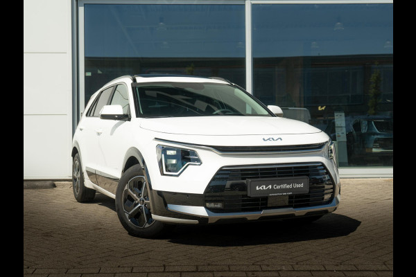 Kia Niro 1.6 GDi Hybrid DynamicPlusLine | Schuif/kantel dak| Stoel en stuurverwarming | Navigatie | Achteruitrijcamera |
