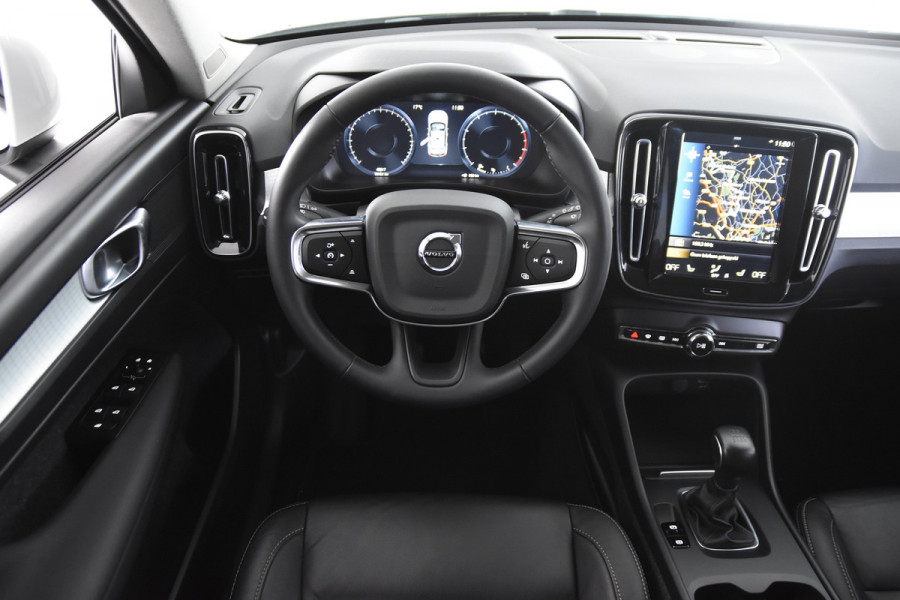 Volvo XC40 T2 *1ste Eigenaar*Leer*Navigatie*Stoelverwarming*Camera*