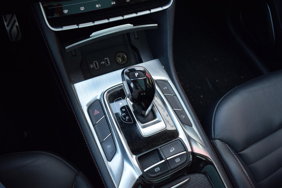 MG EHS 1.5 TGDI Luxury | Trekhaak | Pano | Leer | 360 Cam | CarPlay