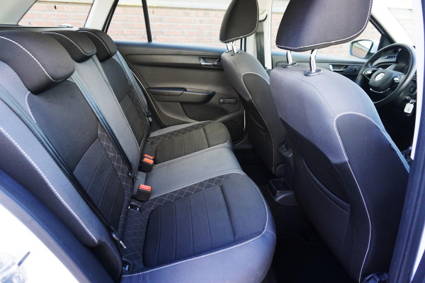 Škoda Fabia Combi 1.0 TSI Ambition Automaat/Navigatie/Nette Auto/ Goed onderhouden!