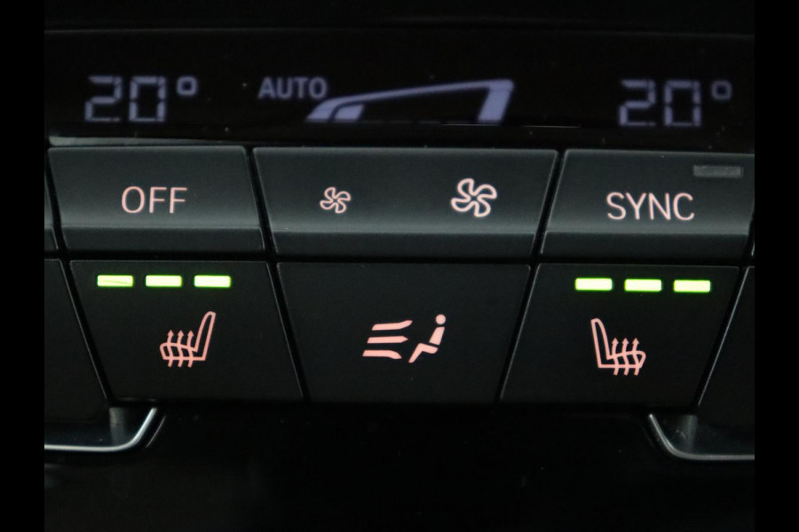 BMW X1 sDrive20i Business Edition Plus | Leder | Head-Up | Trekhaak | Stoelverwarming | Carplay | Sfeerverlichting | Full LED | Navigatie | Sportstoelen | Climate control | Parkeerhulp | Cruise control