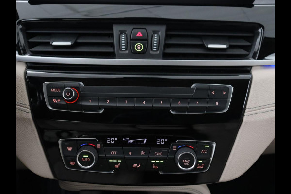BMW X1 sDrive20i Business Edition Plus | Leder | Head-Up | Trekhaak | Stoelverwarming | Carplay | Sfeerverlichting | Full LED | Navigatie | Sportstoelen | Climate control | Parkeerhulp | Cruise control