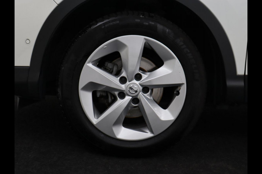 Nissan QASHQAI 1.3 DIG-T Business Edition | Panoramadak | Stoelverwarming | Trekhaak | Adaptive cruise | Leder | 360 Camera | Carplay | Keyless | Navigatie | Full LED | Side Assist | Elektrische stoelen
