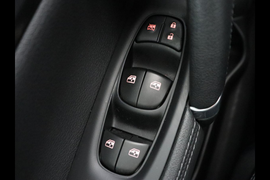 Nissan QASHQAI 1.3 DIG-T Business Edition | Panoramadak | Stoelverwarming | Trekhaak | Adaptive cruise | Leder | 360 Camera | Carplay | Keyless | Navigatie | Full LED | Side Assist | Elektrische stoelen