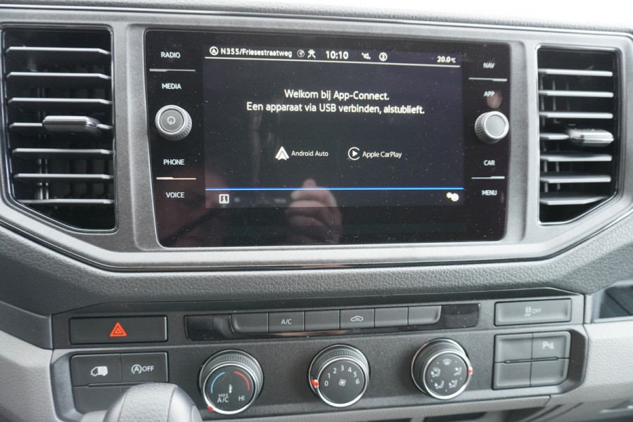 Volkswagen Crafter 35 2.0 TDI 141 PK L3H3 Automaat Nr. V042 | Airco | Cruise | Navi | Betimmering