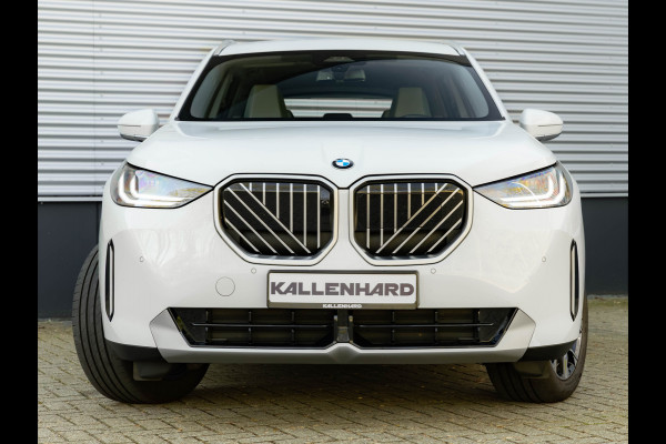 BMW X3 30e xDrive - Trekhaak - Active Cruise - Head-up - 360° Camera