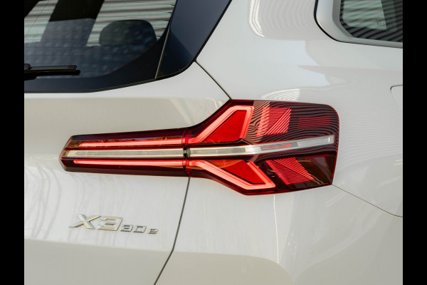 BMW X3 30e xDrive - Trekhaak - Active Cruise - Head-up - 360° Camera