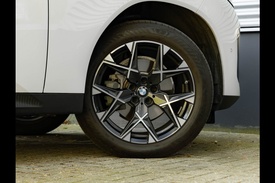 BMW X3 30e xDrive - Trekhaak - Active Cruise - Head-up - 360° Camera