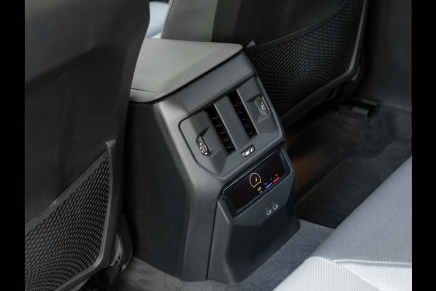 BMW X3 30e xDrive - Trekhaak - Active Cruise - Head-up - 360° Camera