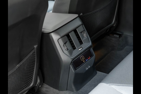 BMW X3 30e xDrive - Trekhaak - Active Cruise - Head-up - 360° Camera