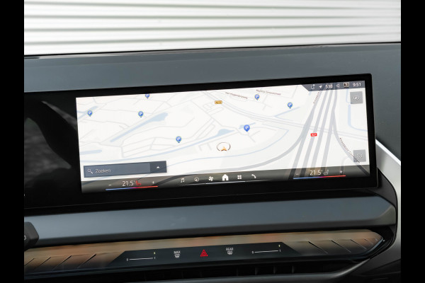 BMW X3 30e xDrive - Trekhaak - Active Cruise - Head-up - 360° Camera