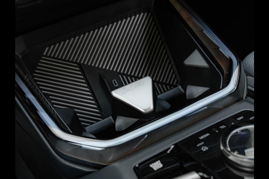 BMW X3 30e xDrive - Trekhaak - Active Cruise - Head-up - 360° Camera