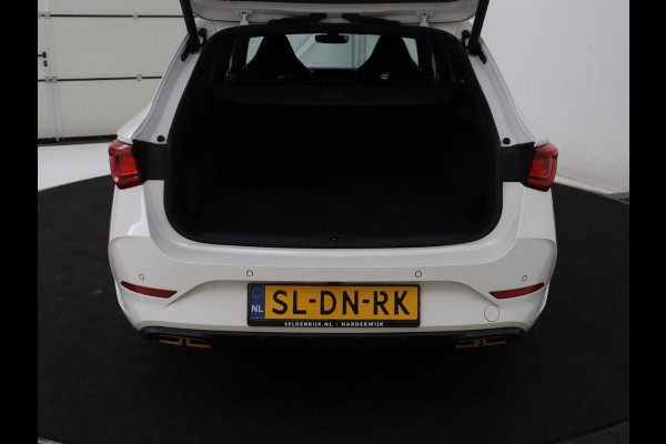 CUPRA Leon 1.4 eHybrid VZ | SOH 90,7% | 245pk | Stoelverwarming | Adaptive cruise | Camera | Carplay | Navigatie | Sfeerverlichting | Full LED | Sportstoelen | Keyless | PHEV | Plug In