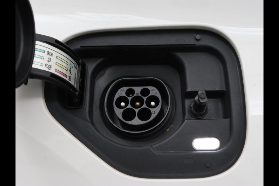 CUPRA Leon 1.4 eHybrid VZ | SOH 90,7% | 245pk | Stoelverwarming | Adaptive cruise | Camera | Carplay | Navigatie | Sfeerverlichting | Full LED | Sportstoelen | Keyless | PHEV | Plug In