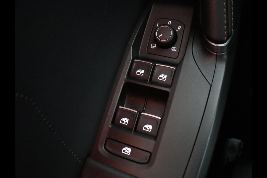 CUPRA Leon 1.4 eHybrid VZ | SOH 90,7% | 245pk | Stoelverwarming | Adaptive cruise | Camera | Carplay | Navigatie | Sfeerverlichting | Full LED | Sportstoelen | Keyless | PHEV | Plug In