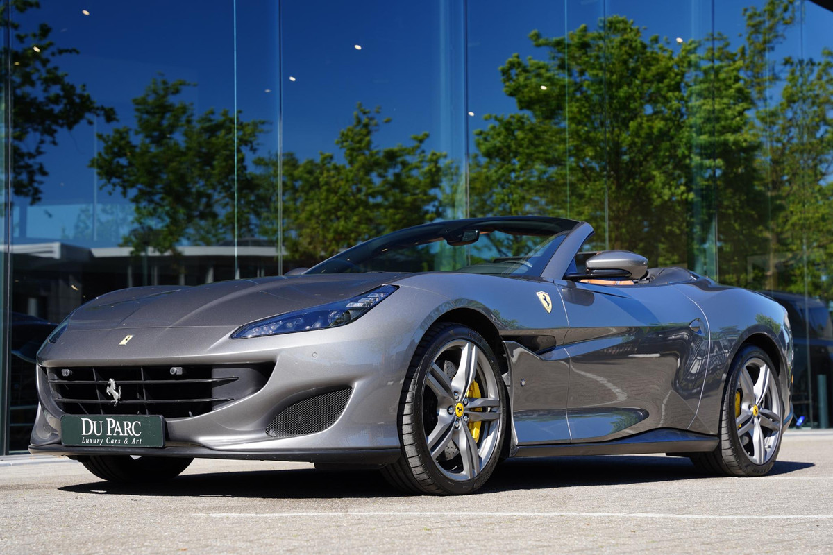 Ferrari Portofino 3.9 V8 HELE / Historical Color / Magneride / Carbon