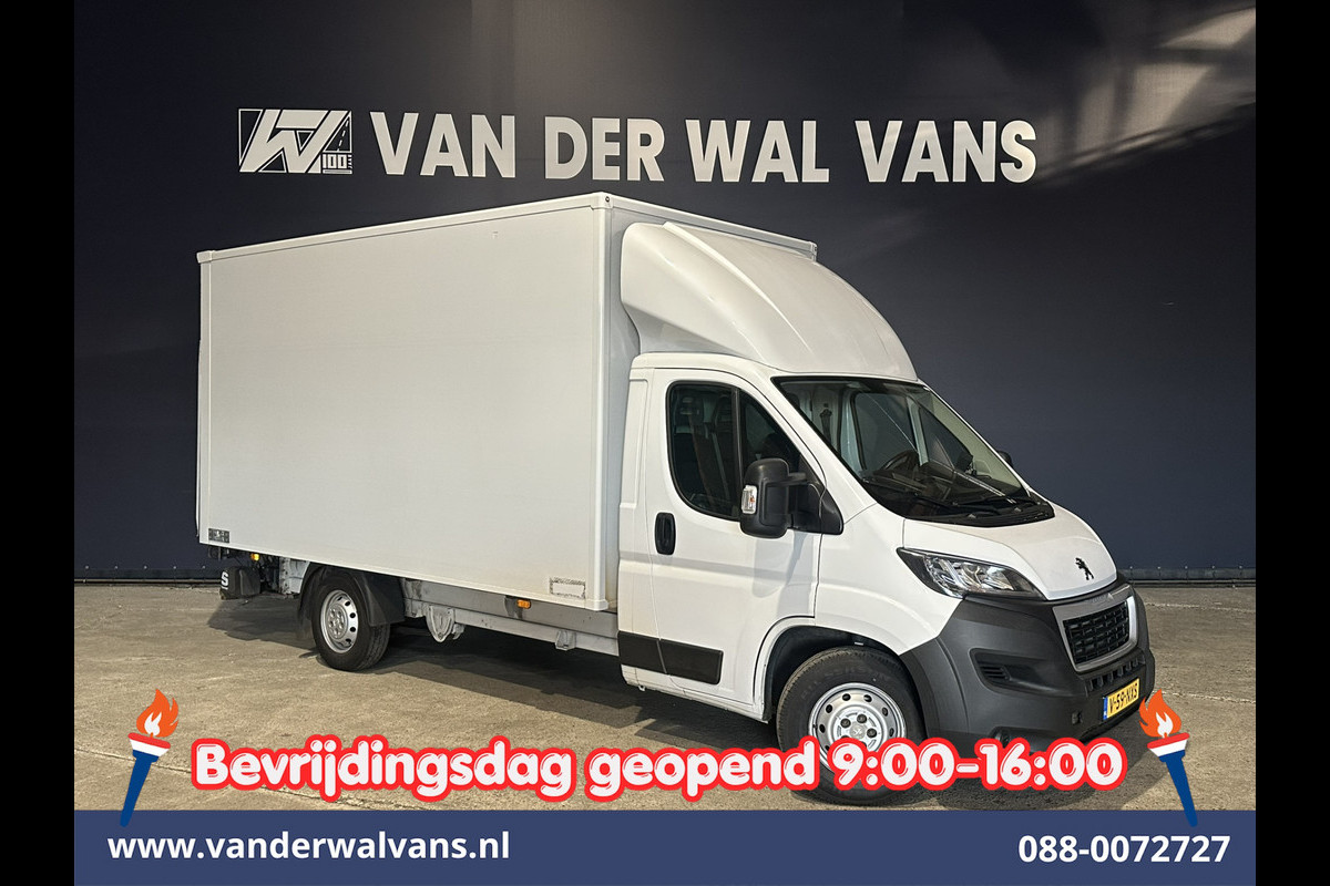Peugeot Boxer 2.2 BlueHDi 141pk Bakwagen 428cm Lang Laadklep Euro6 Airco | Camera | 1085kg laadvermogen Bijrijdersbank