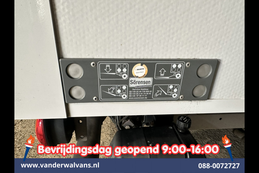 Peugeot Boxer 2.2 BlueHDi 141pk Bakwagen 428cm Lang Laadklep Euro6 Airco | Camera | 1085kg laadvermogen Bijrijdersbank