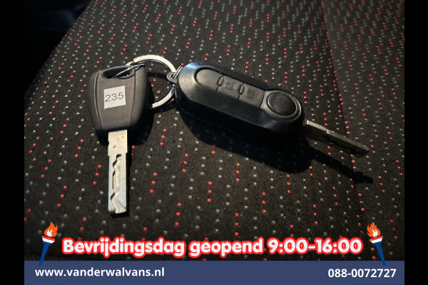 Peugeot Boxer 2.2 BlueHDi 141pk Bakwagen 428cm Lang Laadklep Euro6 Airco | Camera | 1085kg laadvermogen Bijrijdersbank