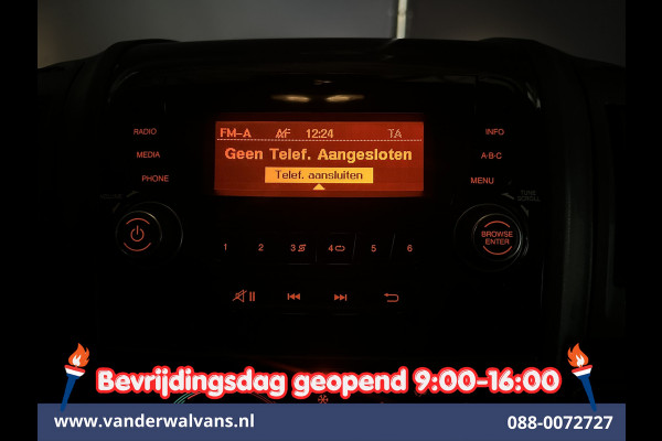 Peugeot Boxer 2.2 BlueHDi 141pk Bakwagen 428cm Lang Laadklep Euro6 Airco | Camera | 1085kg laadvermogen Bijrijdersbank