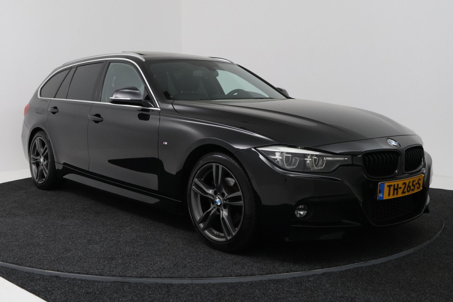 BMW 3 Serie Touring 320i Edition M Sport Shadow High Executive (PANORAMADAK, STOELVERWARMING, CAMERA, CRUISE CONTROL, NAVIGATIE)