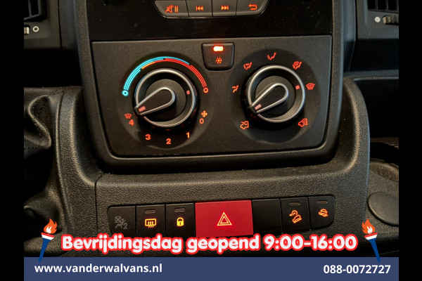 Peugeot Boxer 2.2 BlueHDi 141pk Bakwagen 436cm Lang Laadklep Euro6 Airco | Cruisecontrol | 1055kg laadvermogen Bijrijdersbank