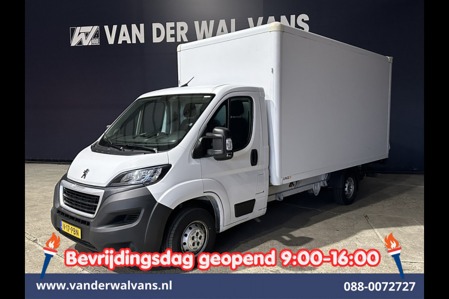 Peugeot Boxer 2.2 BlueHDi 141pk Bakwagen 436cm Lang Laadklep Euro6 Airco | Cruisecontrol | 1055kg laadvermogen Bijrijdersbank
