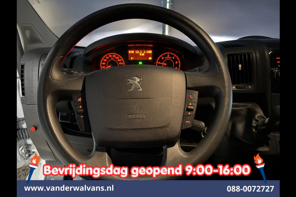 Peugeot Boxer 2.2 BlueHDi 141pk Bakwagen 436cm Lang Laadklep Euro6 Airco | Cruisecontrol | 1055kg laadvermogen Bijrijdersbank