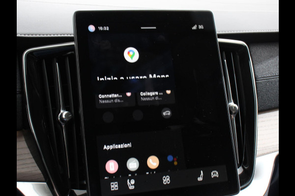 Volvo XC90 2.0 T8 Plug-in hybrid AWD Plus Dark 7 persoons Navigatie Apple Carplay/Android Auto 360 Camera Parkeersensoren Adaptive Cruise Control Full LED Stoel- en stuurverwarming Memory stoelen Climate Control Lichtmetalen velgen